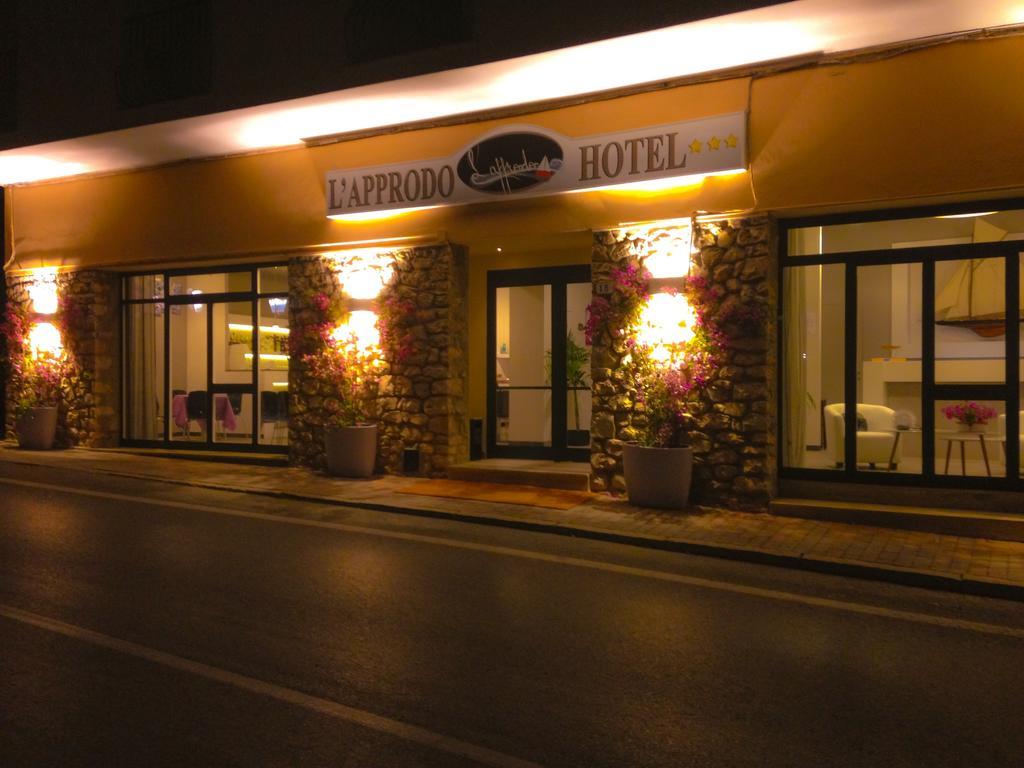 פורטו אזורו Hotel L'Approdo מראה חיצוני תמונה